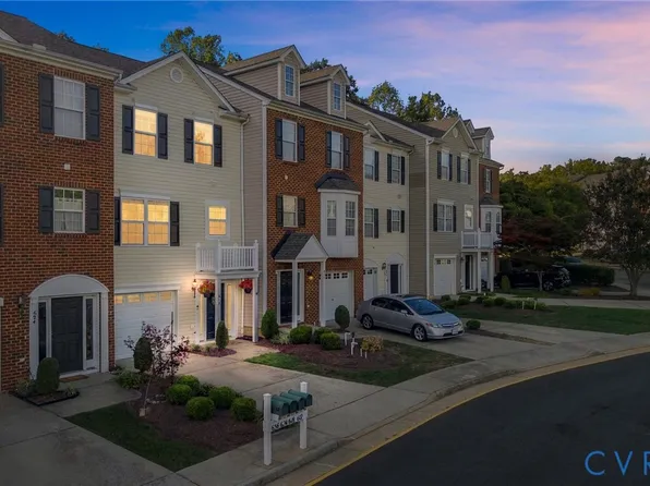 618 Ridgemoor Ct, Midlothian, VA 23114
