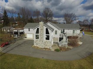 105 McClintock Dr, Mcmurray, PA 15317