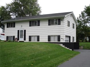 42 Bemis Way, Henrietta, NY 14467