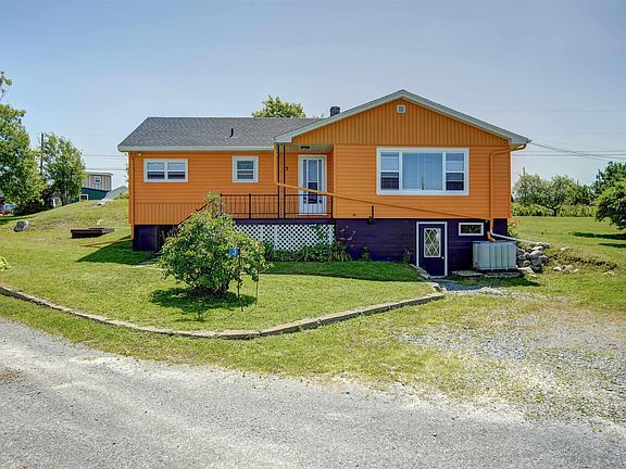 2nd image of 3 Harrie Dr