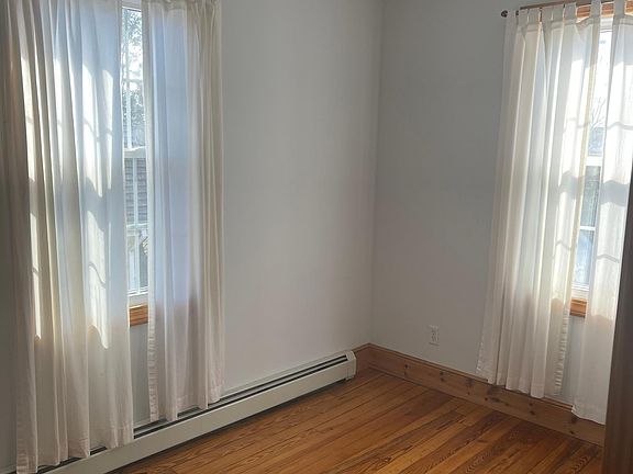 3rd image of 50 Woodland Ave #50
