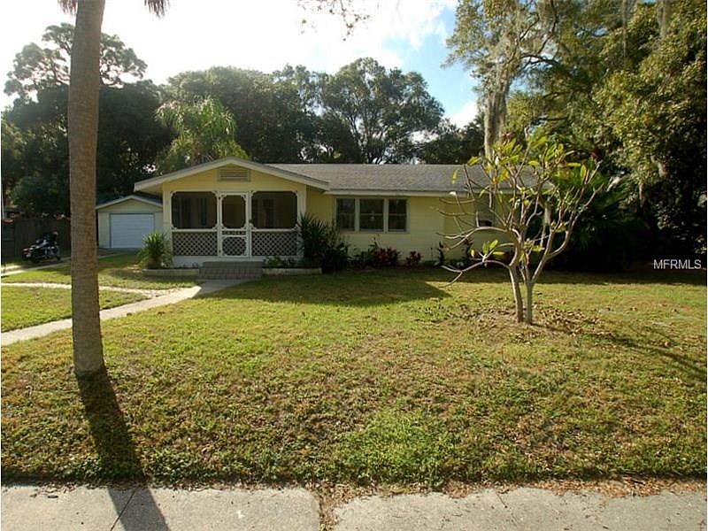 1st image of 405 Venetian Dr