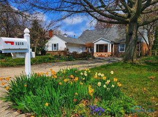 1310 Bourgogne Ave, Bowling Green, OH 43402