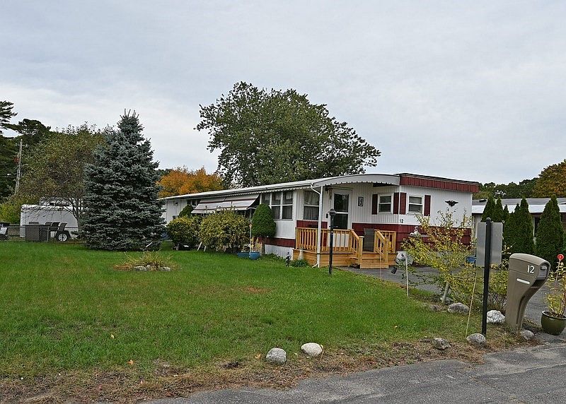 2nd image of 12 Madeline St