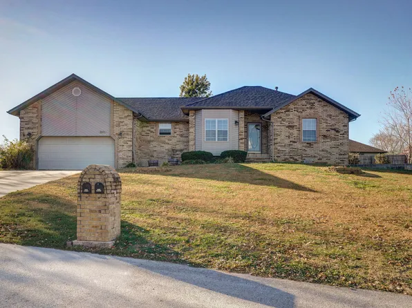 2601 S 15th Avenue, Ozark, MO 65721