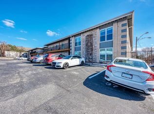 2401 Manor Rd, Austin, TX 78722