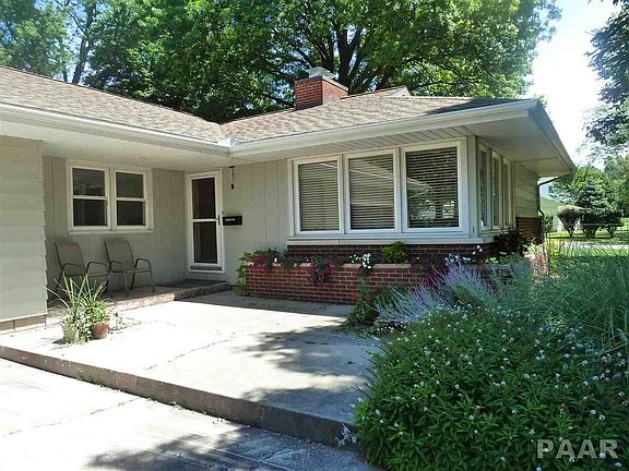 2nd image of 333 E Glen Ave
