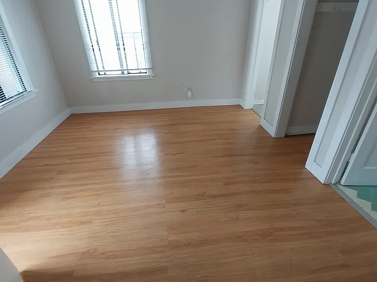 902 3rd St #21/22 — Photo 12
