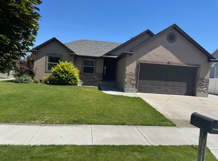6205 Malory Dr, Idaho Falls, ID 83402