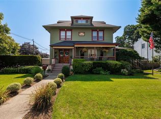89 Burtis Ave, Rockville Centre, NY 11570