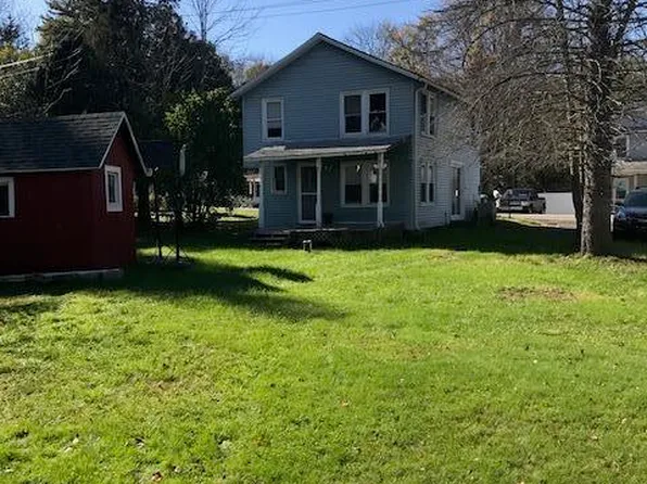 22 W Point Ave, Harveys Lake, PA 18618