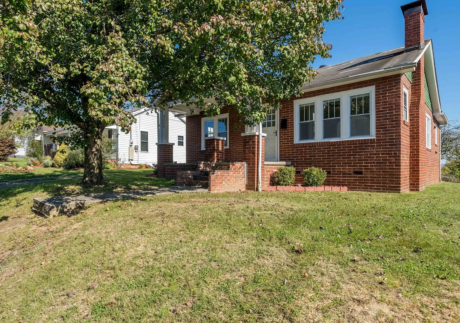 1117 Fairview Ave, Kingsport — Photo 2