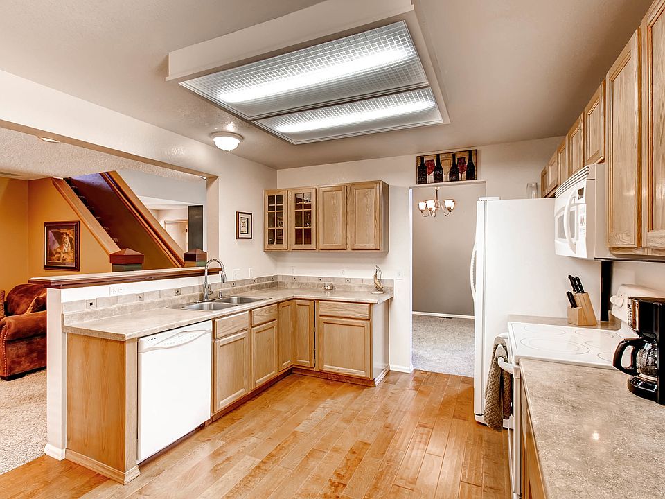 2nd image of 17037 Foxton Dr