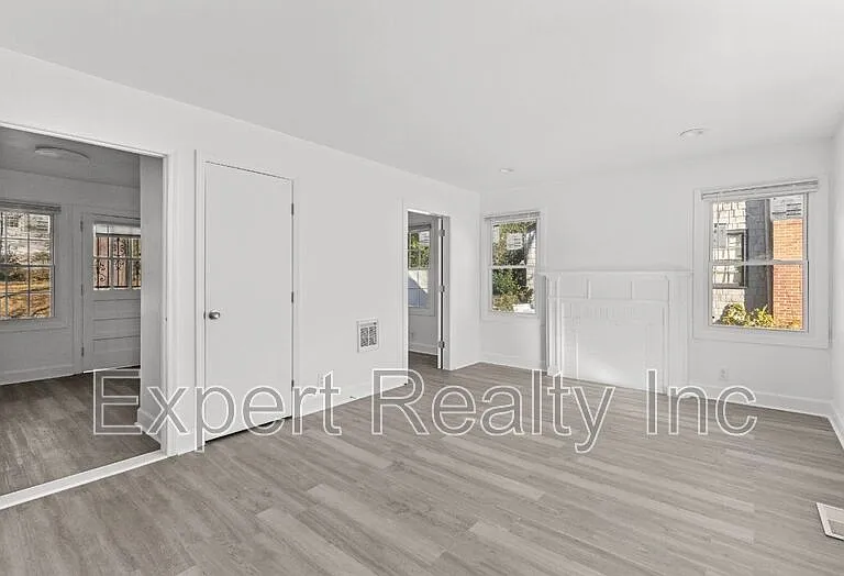 9036 Beverly Dr N — Photo 3