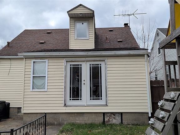 2nd image of 1857 12th St SW