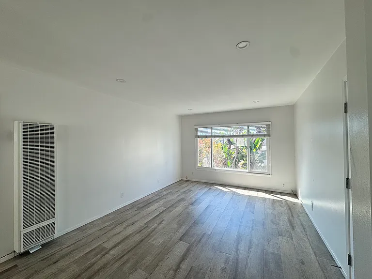1676 Manning Ave #3 — Photo 3