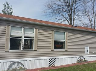 17304 Meadow Lark Ct, Unionville, MO 63565