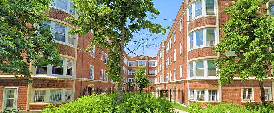 1st image of 4408 N Winchester Ave APT 44