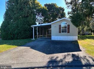109 Rain Dove Dr, Red Lion, PA 17356
