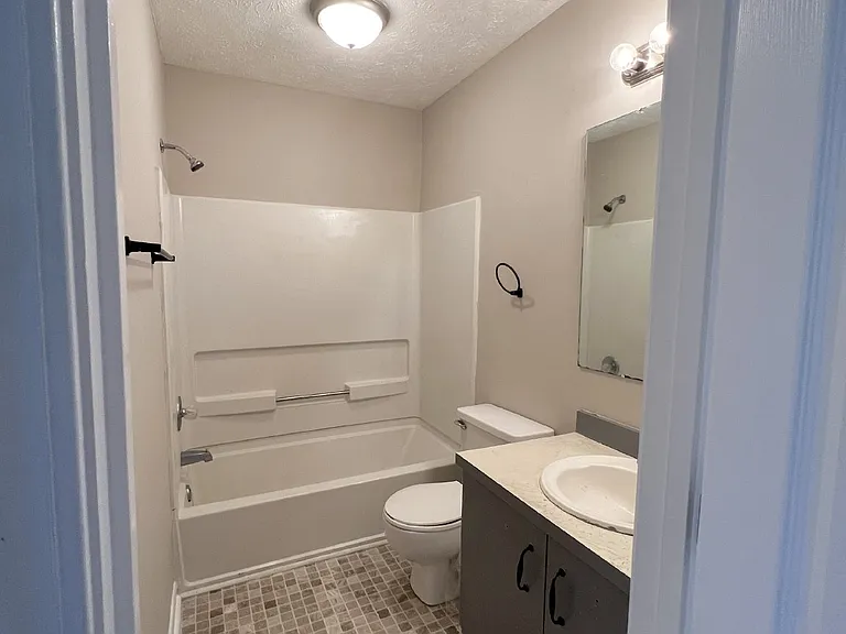 1018 Wood Creek Dr #9 — Photo 12