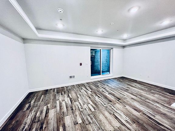 4th image of 1421 N Franklin St #1F