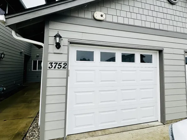 3752 Peter Ln NE, Salem, OR