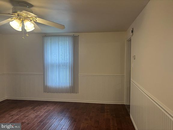 5th image of 509 Warren St