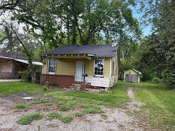 3rd image of 5217 Frey St