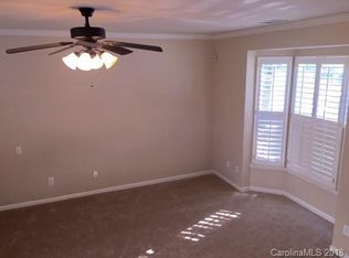 3016 Mannington Dr, Charlotte, NC 28270