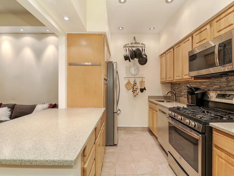 1st image of 102 Bradhurst Ave APT 104