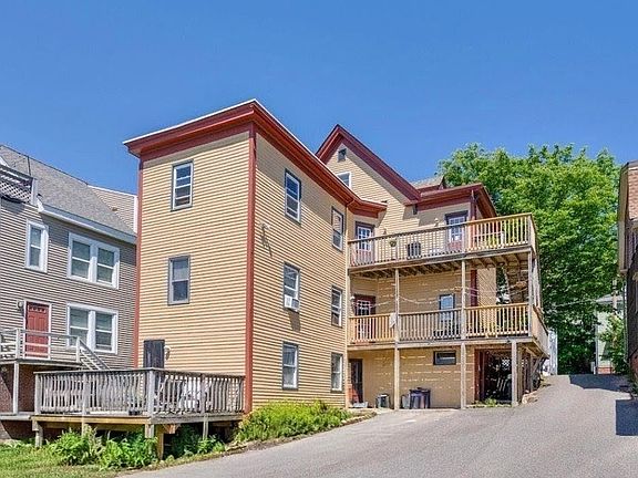 2nd image of 224 Valley St #1
