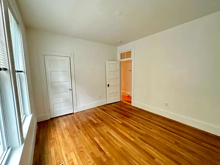 35 Waldeck St #1 — Photo 16