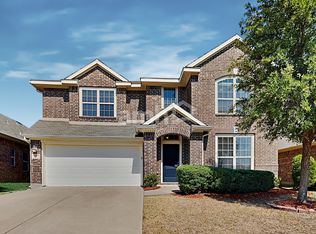 813 Lovebird Ln, Little Elm, TX 75068