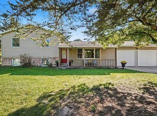 3801 Greenacres Dr, Mount Pleasant, MI 48858