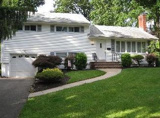 49 Pleasant Ave, West Caldwell, NJ 07006