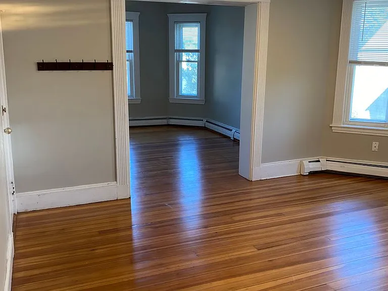 31-33 Pleasant Park Rd — Photo 17