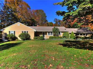 310 Tashua Rd, Trumbull, CT 06611