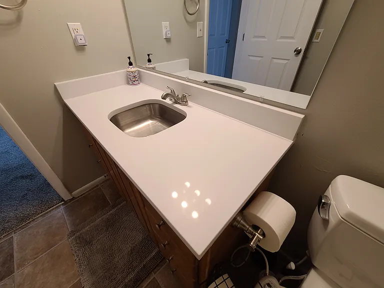 940 W Red Oaks Dr #2 — Photo 26