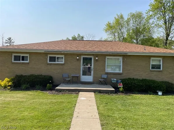 159 Meadow Rd, Wintersville, OH 43953