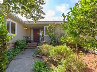 28 Kensington Ct, Kensington, CA 94707