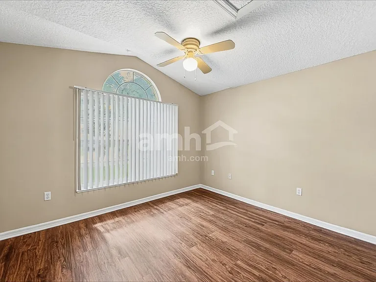312 Azores Pl — Photo 13