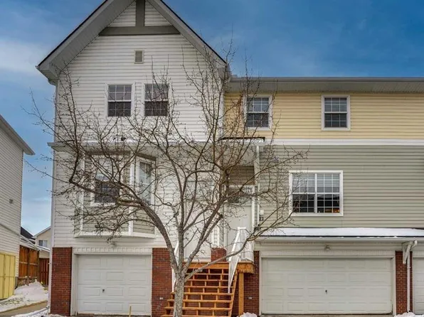 22 N Prestwick Acres Ln SE, Calgary, AB T2Z 3Y1