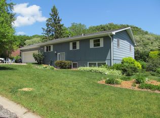 1074 Glen Echo Ln, Winona, MN 55987