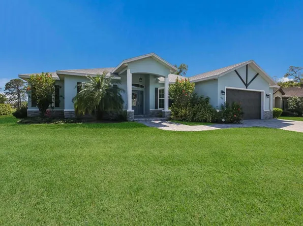 804 Magellan Dr, Sarasota, FL 34243