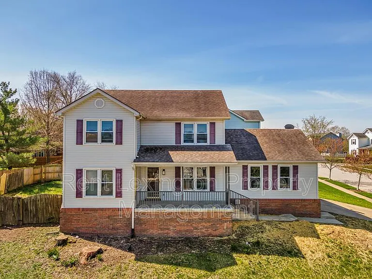4589 Fieldmoor Dr — Photo 1