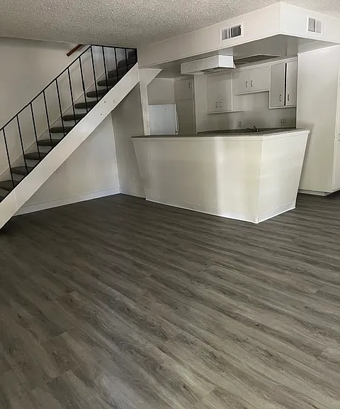 774 Carro Dr #3 — Photo 2