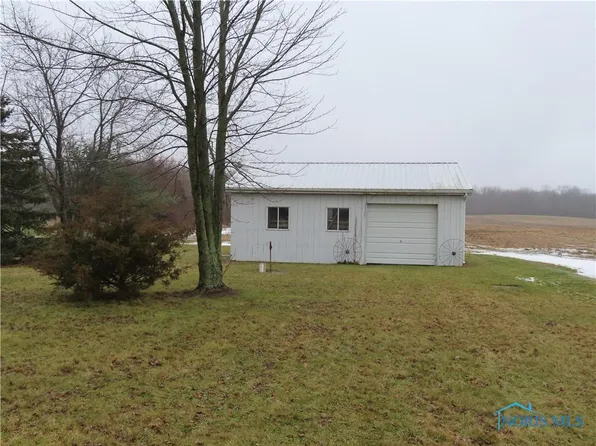 24555 County Road R, Fayette, OH 43521