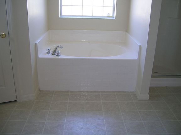 5th image of 2120 Fawn Meadow Cir