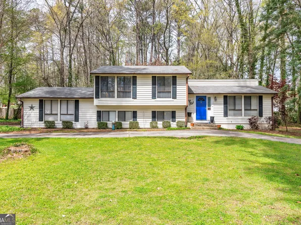 13 Perthshire Dr, Peachtree City, GA 30269