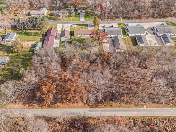 Lots 1 3 S Sherman St, Sheridan, MI 48884